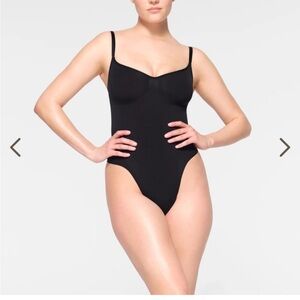 SKIMS Sleek Black Shapewear Bodysuit